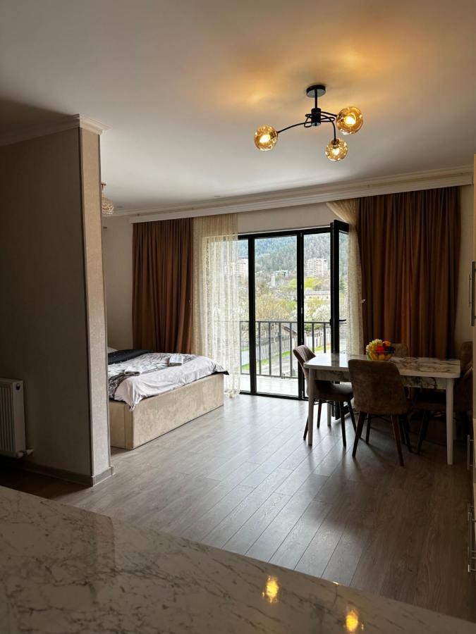 Vitali Apartment Borjomi ภายนอก รูปภาพ