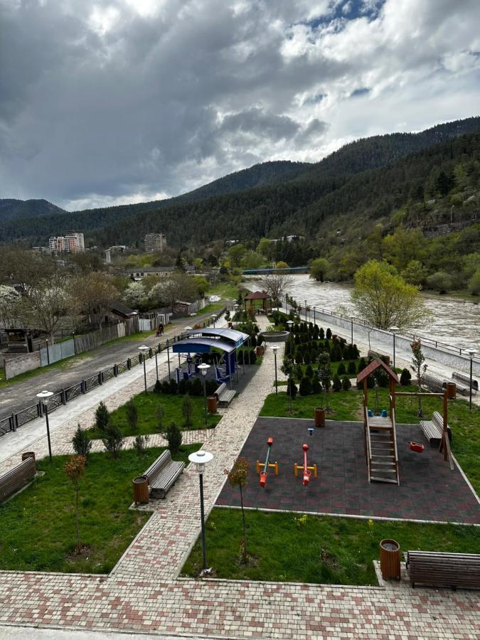 Vitali Apartment Borjomi ภายนอก รูปภาพ