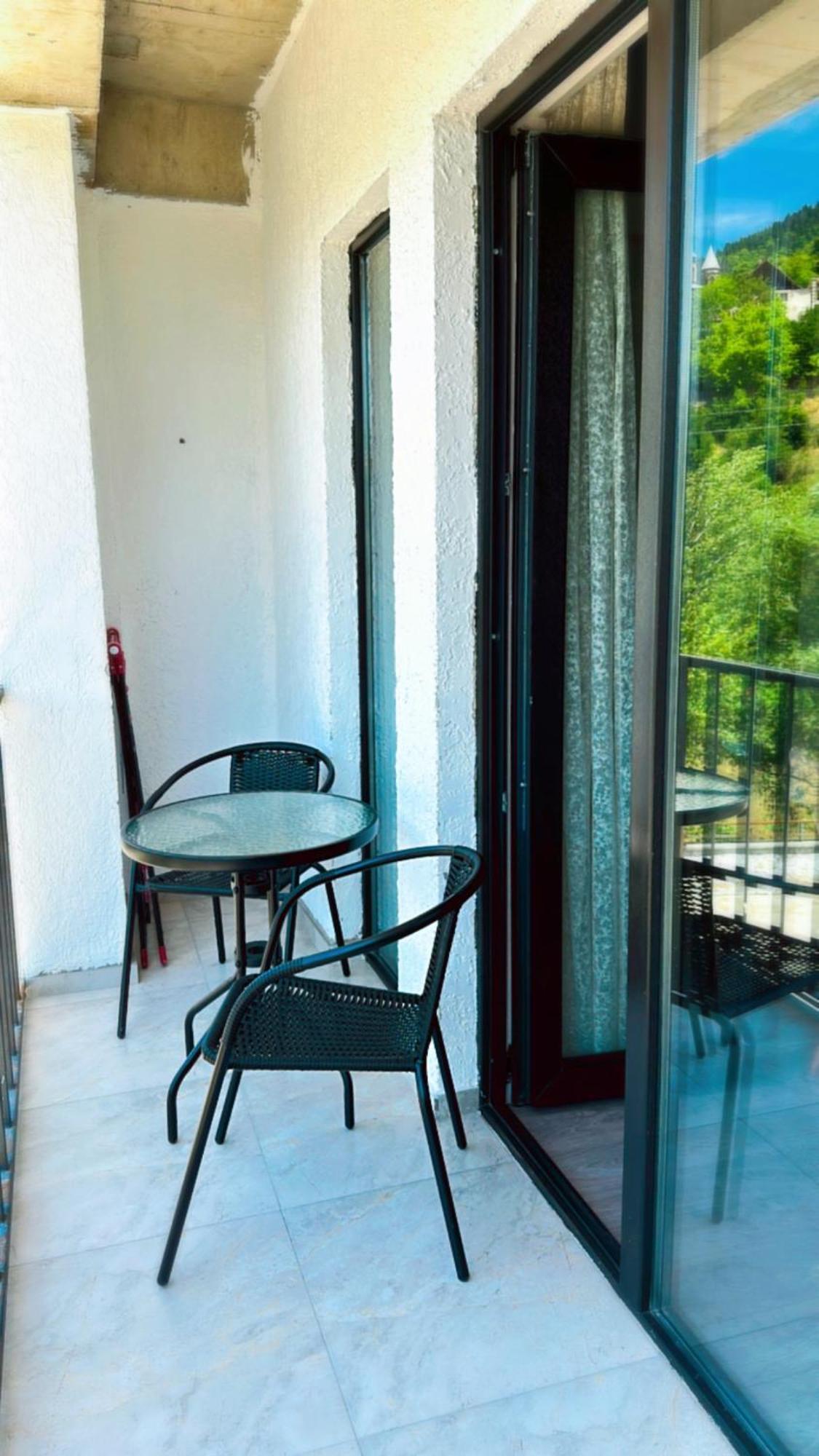 Vitali Apartment Borjomi ภายนอก รูปภาพ